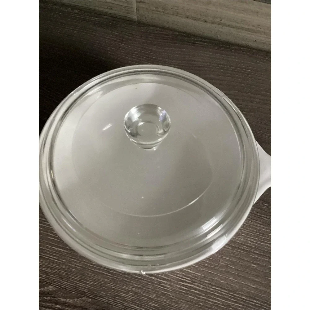 Corning Ware Blue Cornflower P-81-B 1 Pint Saucepan with Pyrex Glass Lid USA